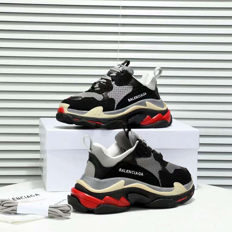 Men/Women Balenciaga Triple S MutiColor Clear Sole 3 Color Sneaker Item 6380340