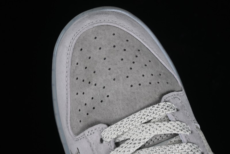 Nike SB Dunk Low LV Collaboration - Beige Grey Crystal Sole Night Light Anniversary High-End Custom Low-Top Casual Sneakers - CR8033-503