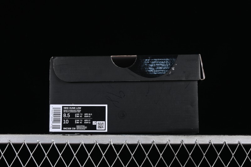 Supreme x Nike SB Dunk Low Deep Blue Colorway Low-Top Casual Skate Shoes - RM2308-238
