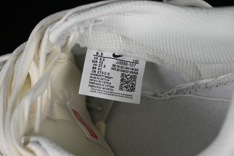 Nike SB Dunk Low Supreme Collaboration - Ice Blue Engraving Anniversary Customized Low-Top Casual Skate Shoes - JJ5688-107