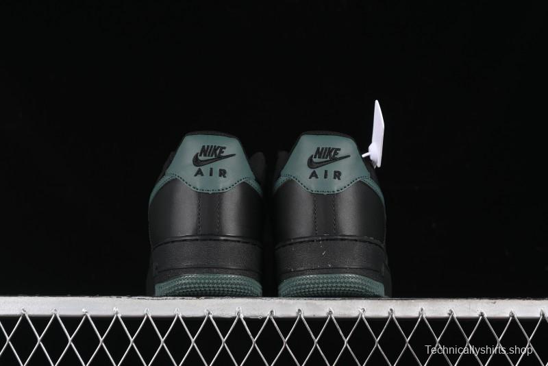 Nike Air Force 1 '07 Low Casual Sneakers with Full-Length Air Cushion - FJ4146-001