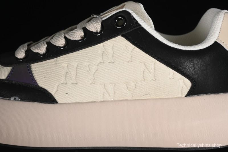 MLB Chunky Classic Base New York Yankees Lightweight Platform Casual Sneakers - 3ASXBMN4N50BKS