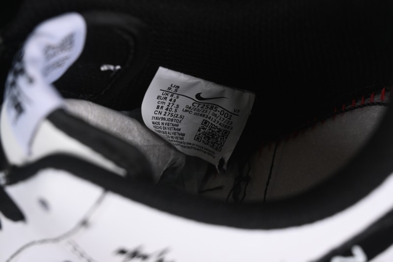Nike Air Force 1 '07 Low Casual Sneakers with Black and White Hand-Drawn Anime Design - CT2585-100