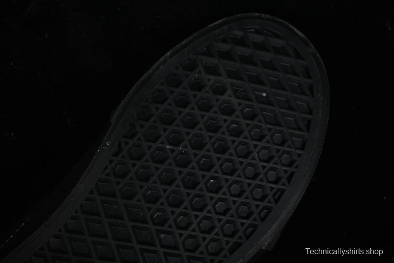Vans Classics Knu Skool Retro Sneakers with Enlarged Toe and Thickened Trim - VN000CSQW3ZT188
