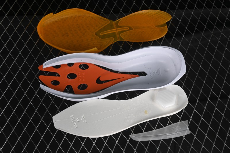 Nike Air Zoom G.T. Cut 3 EP Basketball Shoes with Full-Length ZoomX Foam - DV2918-001