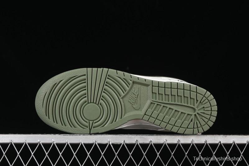 Nike SB Dunk Low x Undefeated Collaboration Casual Skate Shoes - UN1697-633