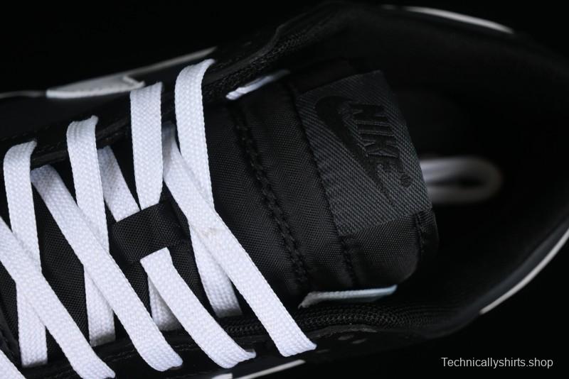 Nike Dunk Low Retro SB Skateboarding Shoes in Black & White - DJ6188-002