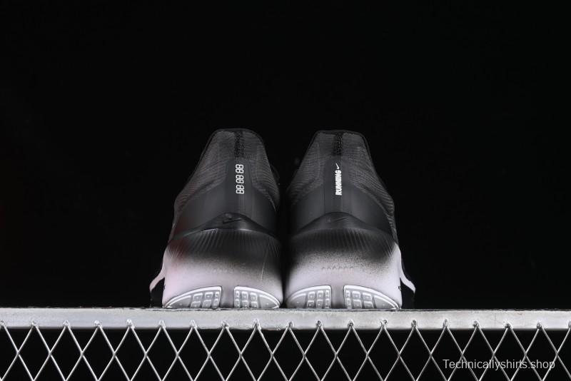 Nike Zoom Fly 6 Lightweight Responsive Running Shoes with Carbon Fiber Plate - FN8454-001