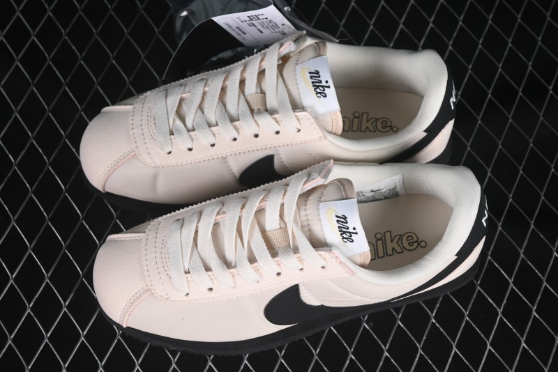 Nike Classic Cortez Leather Retro Running Shoes - HJ7233-838