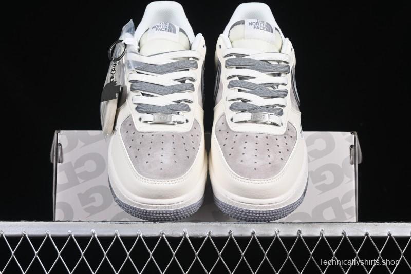 Nike Air Force 1 '07 Low The North Face x CDG Retro Casual Sneakers with Full-Length Air Cushion - DM6688-049
