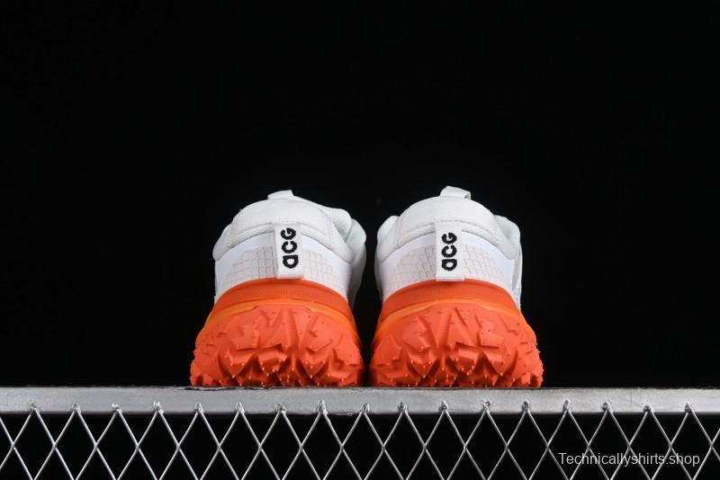 Nike ACG Mountain Fly 2 Low GTX SE Outdoor Hiking Shoes with GORE-TEX and React Foam - DV7903-100