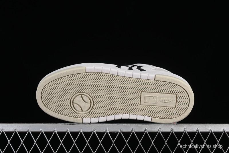 MLB Chunky Liner New York Yankees Lightweight Platform Sneakers with 6cm Height Increase - 3ASXCLB3N50IVS