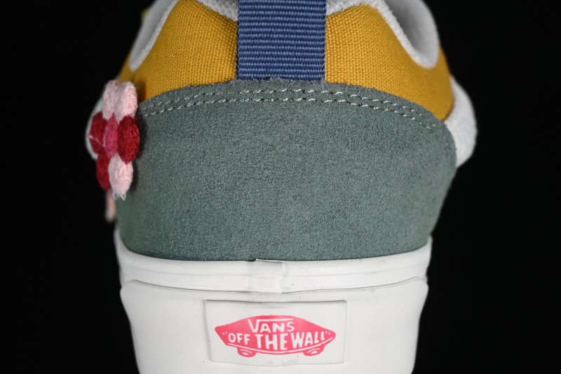 Vans Knu Skool Trip Multi Floral Patchwork Sneakers - VN0009QCBMI