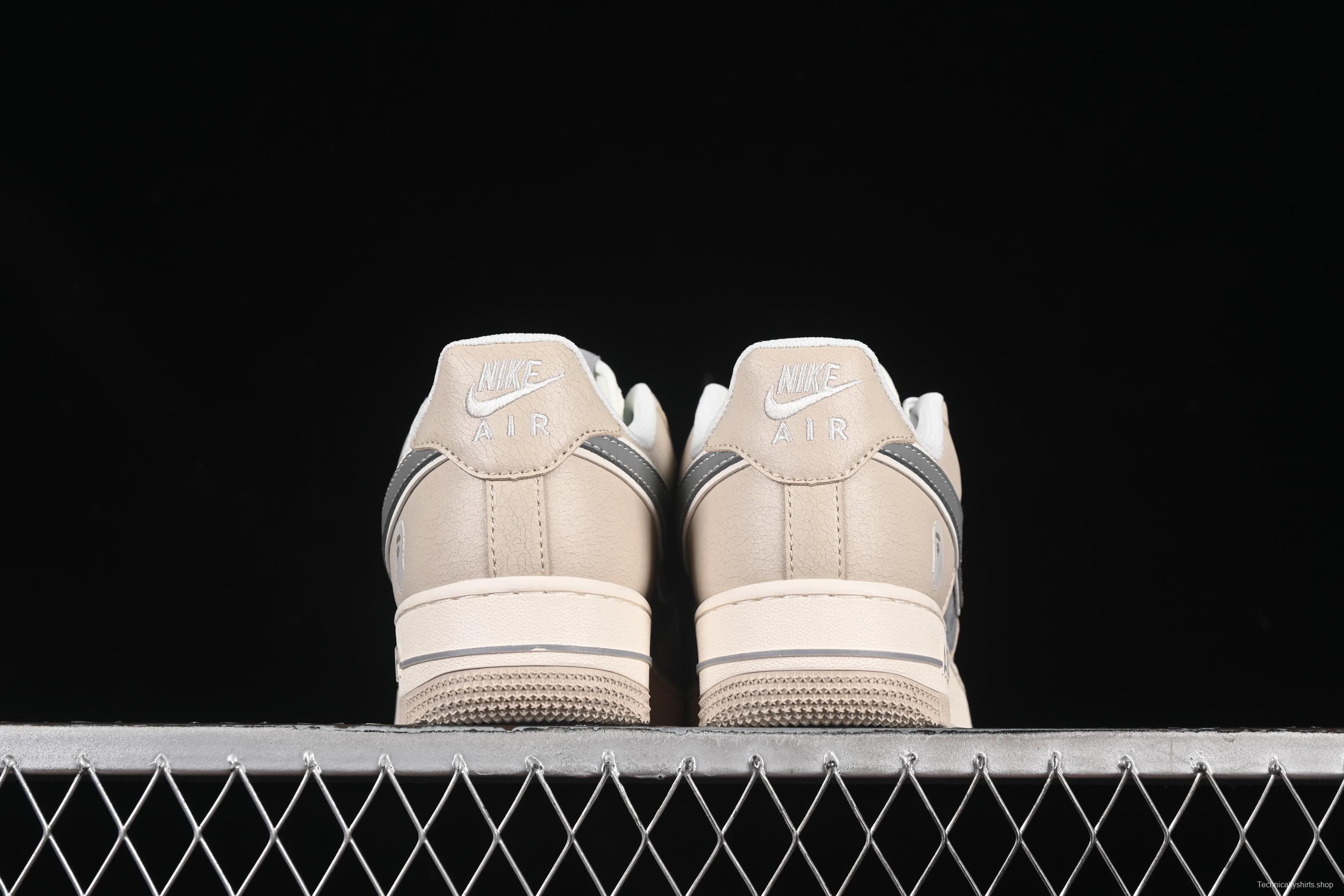 Nike Air Force 1 '07 Low Supreme Collaboration Sneakers with Red Snake Swoosh - SJ6698-023