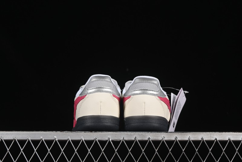 Onitsuka Tiger Tokuten Low-Top Casual Sneakers with T-TOE Reinforcement and Retro Indoor Sole - 1183B938-100