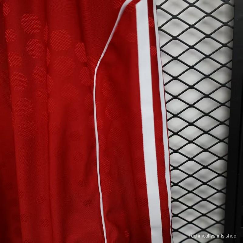 Player Version 25/26 Liverpool Home Shorts