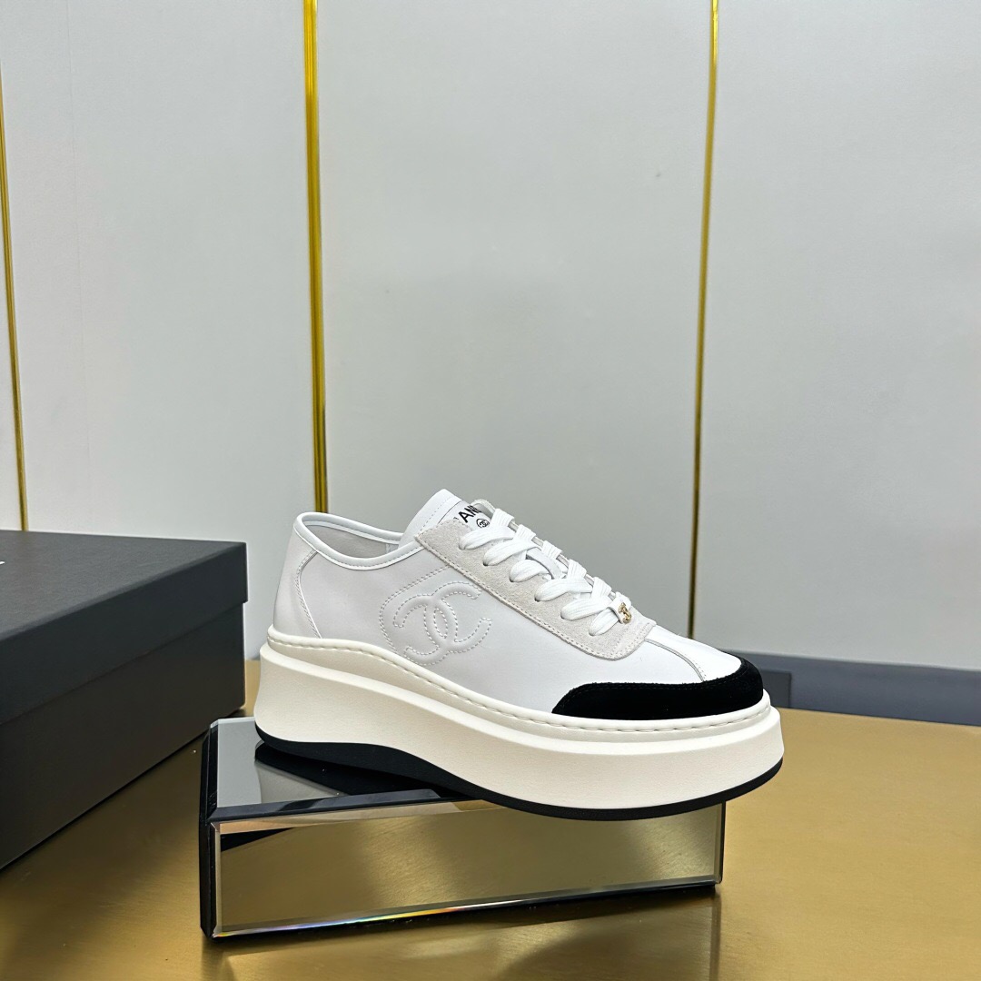 2025 Women Chanel White Black Leather Sneakers Platform Sole