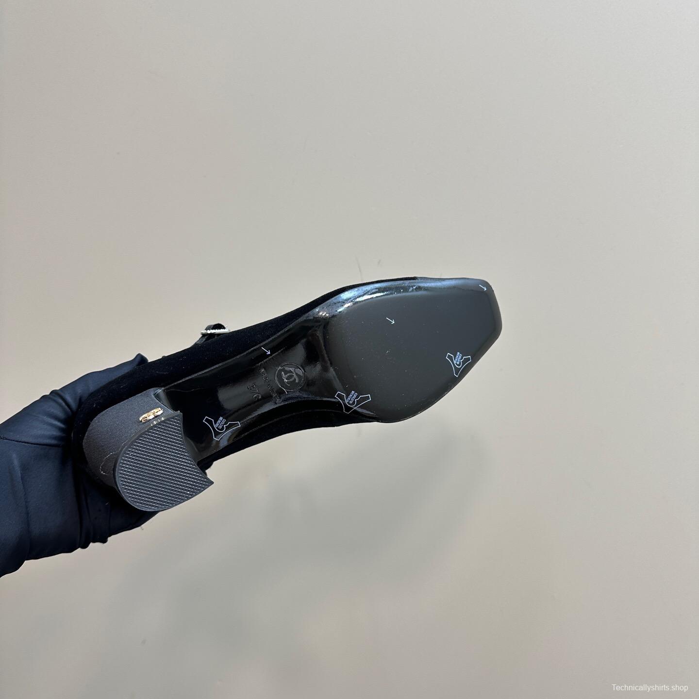 2025 Women Chanel Black Velvet Leather Mary Jane CC Logo KFY00290