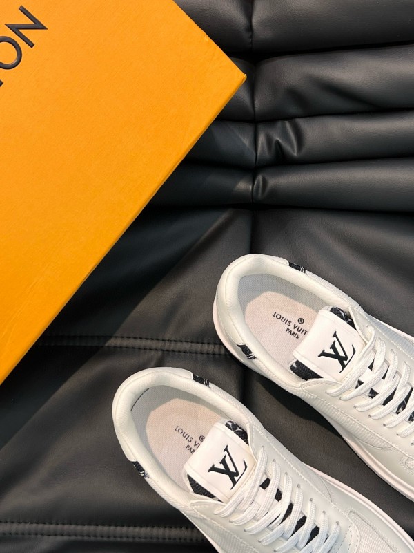 2024 Men Louis Vuitton White Leather Mesh Sneakers MJ00400