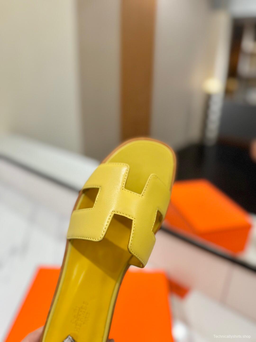 2025 Women Hermès Yellow Leather Slippers