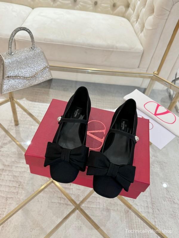 2025 Women Valentino Black Suede Mary Jane Bow LY00300