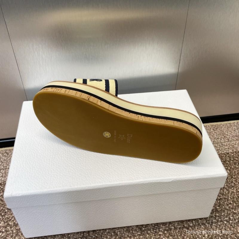 2025 Slippers Dior Beige Navy Canvas Leather Platform CHRISTIAN DIOR CD004