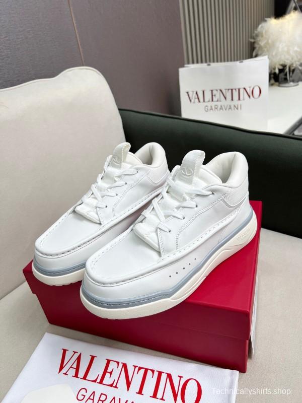 2025 Unisex Valentino White Leather Sneakers RUNBOOT LY00390
