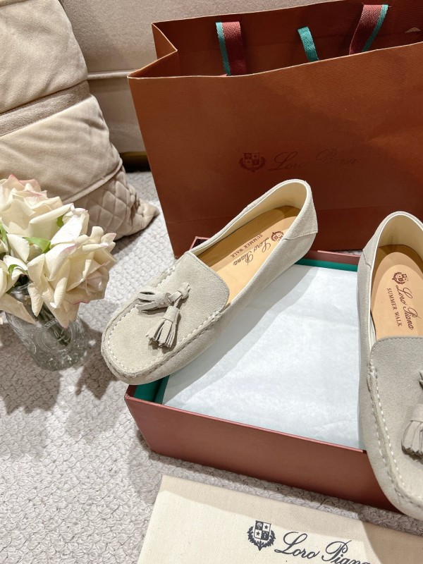 2025 Women Le Parmentier Beige Suede Loafers Tassel LY00291