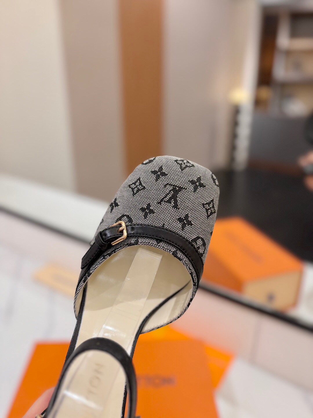 2025 Women Louis Vuitton Grey Black Denim Leather Heeled Sandals KFY00310