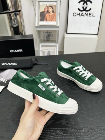 2025 Women Chanel Green Suede Sneakers LY00230