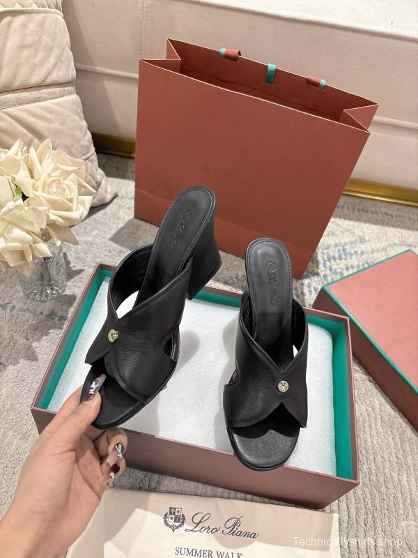 2025 Women Le Parmentier Black Leather Slippers LY00300