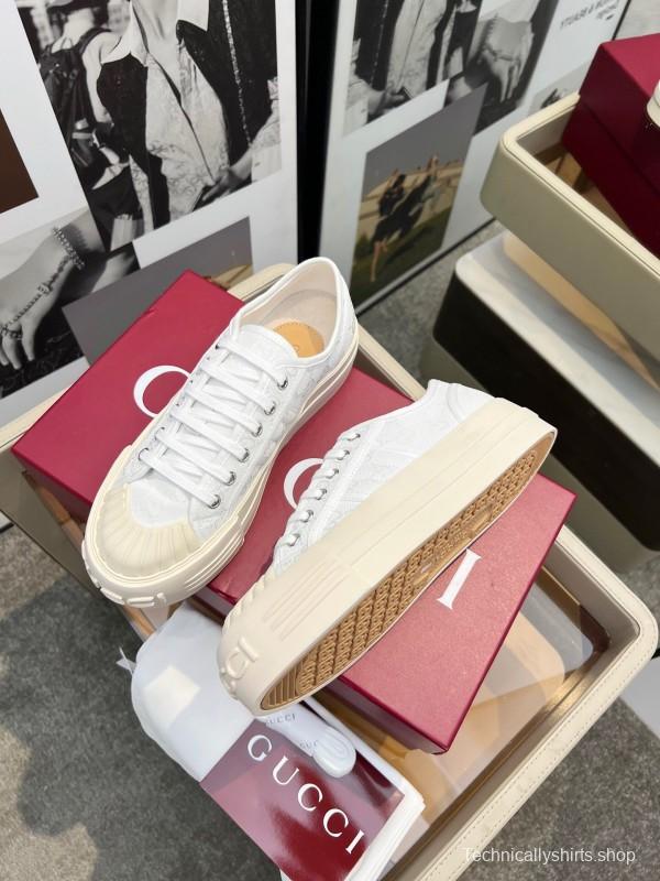 2025 Women Gucci White Canvas Sneakers LY00360