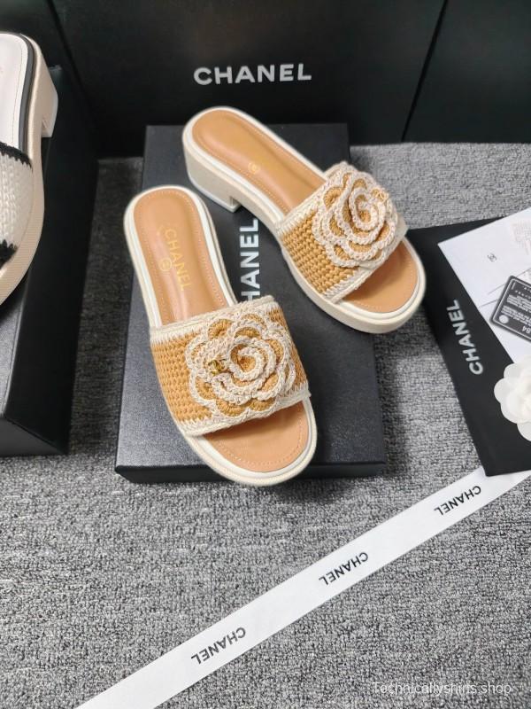 2025 Slippers Chanel Beige White Crochet Flower LY00260