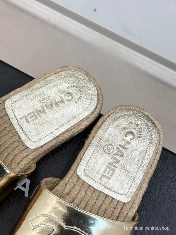 2025 Women Chanel Gold Leather Slippers