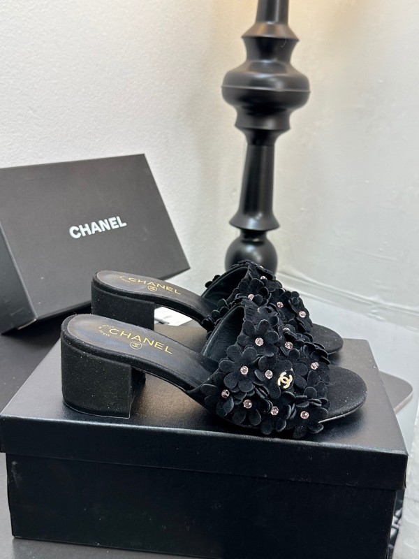 2025 Women Chanel Black Suede Heeled Slippers