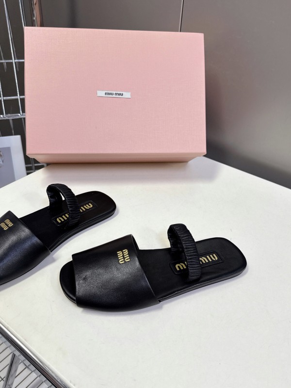 2025 Slippers Miu Miu Black Leather Slippers LY00