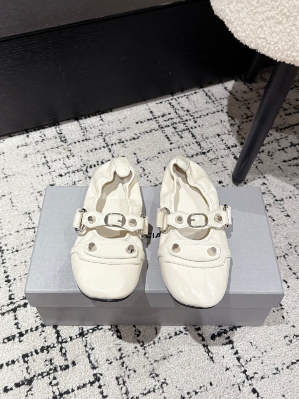 BALENCIAGA Cagole Metal Studs Ballet Flats - KFY00300