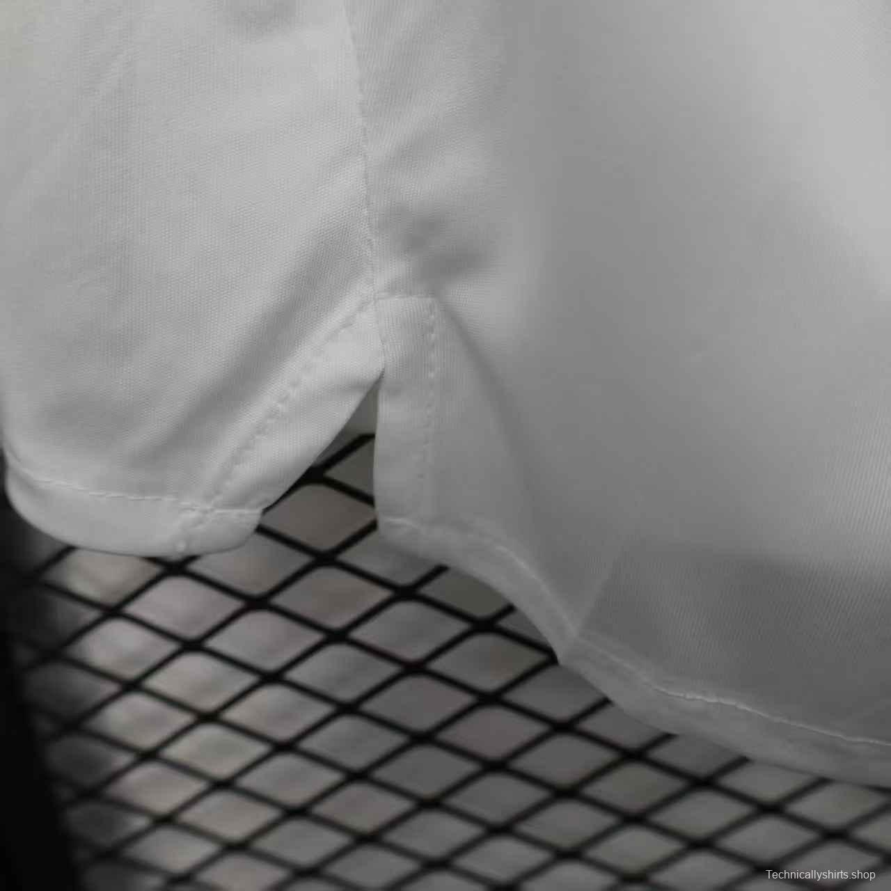 Player Version 25/26 Manchester United Home Shorts