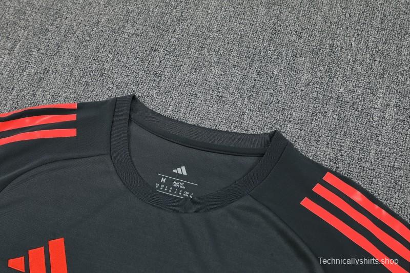 25/26 Bayern Munich Black Short Sleeve Jersey+Shorts