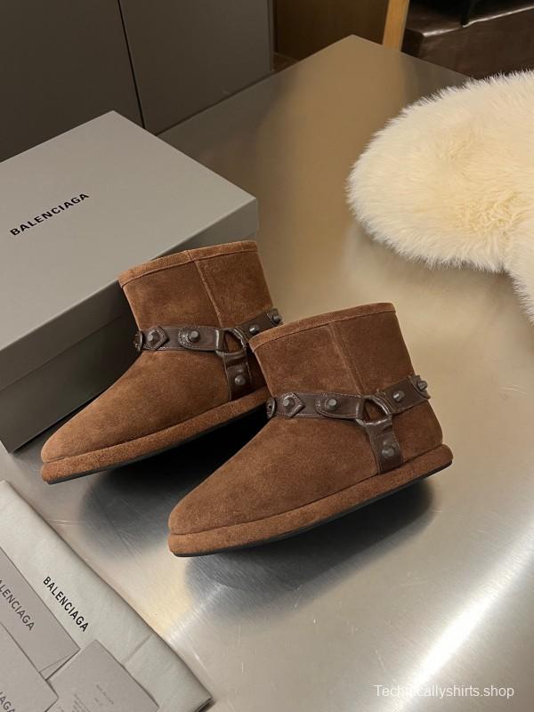 Balenciaga Fall Winter 2025 Buckle Studded Snow Boots - LY00300