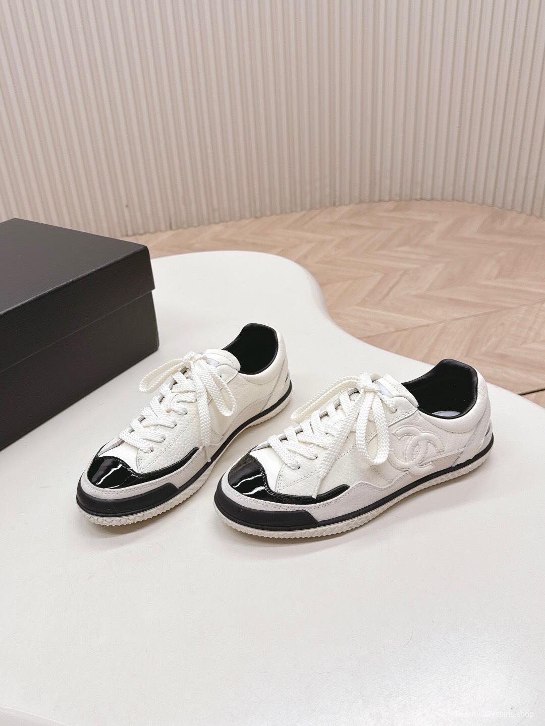 Chanel 2025 SS Casual Sneakers Training Shoes - LY00300