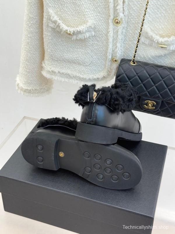 Chanel 2025/SS Double C Color-Block Shearling Snow Boots - KFY00270