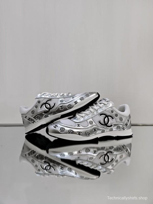 Chanel 2025 SS Limited Edition Silver Horn King 2nd Generation Unisex Sneakers - KFY00340