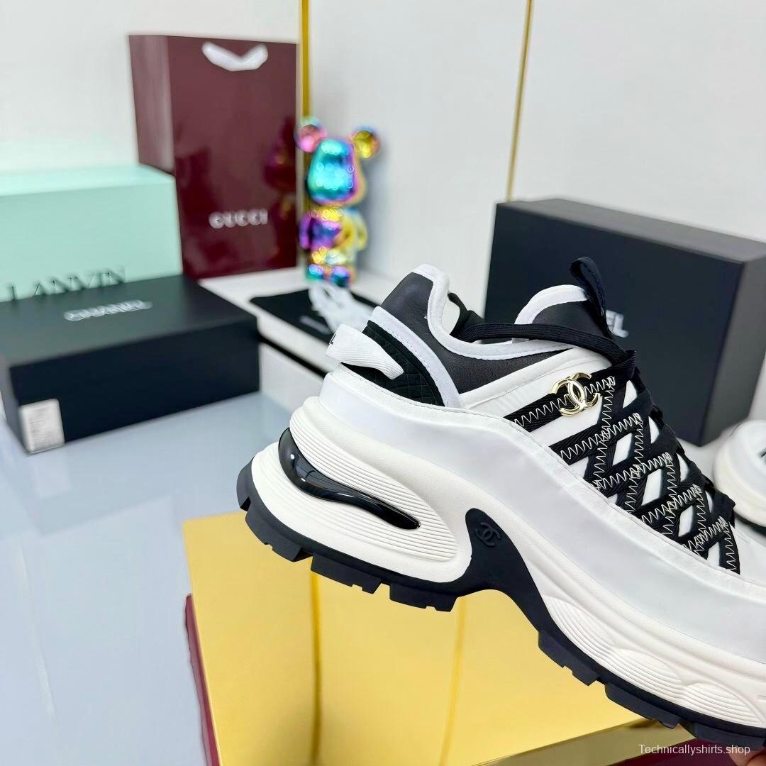 Adidas 2025 SS Panda Sneakers Classic Design Casual Sports Shoes - LY00360