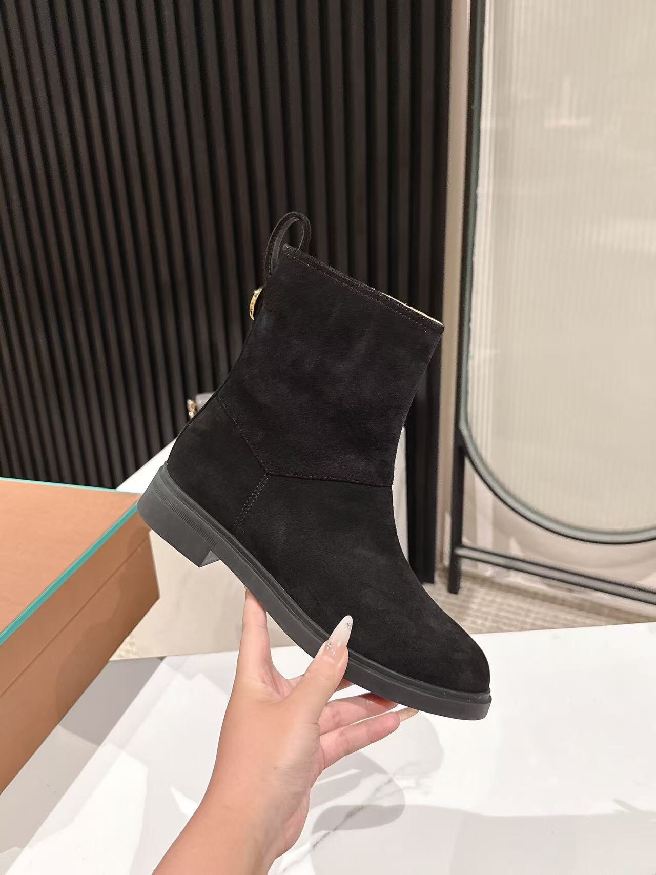 Loro Piana Fall/Winter 2025 Old Money Style Ankle Boots - LY00370/LY00410