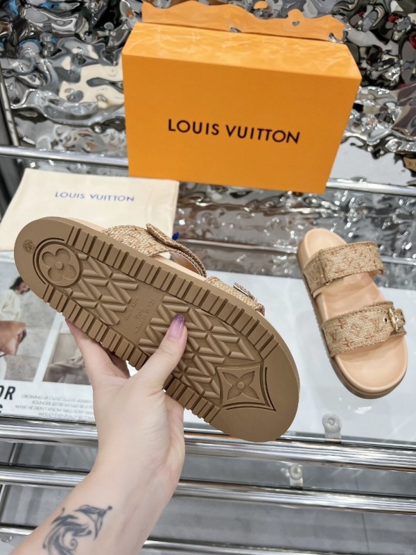 Louis Vuitton Spring Summer 2025 New Slippers - LY00250