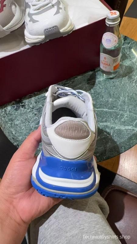 Gucci 2.0 Sneakers with Reflective Stripes and Retro Design - AS00450