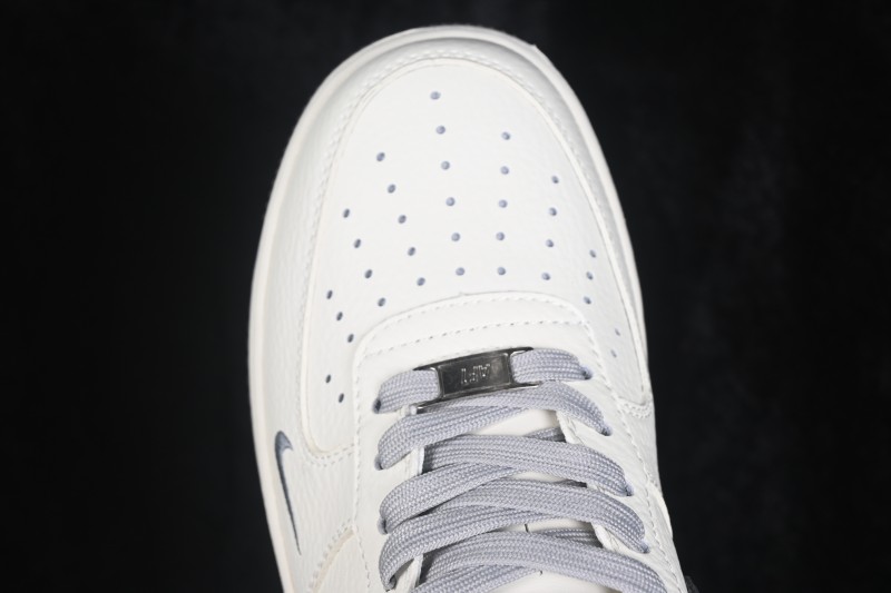 Nike Air Force 1 '07 Low Basketball Sneakers with Full-Length Air Cushion - MM3399-827