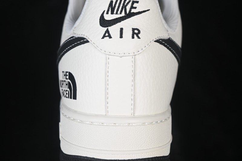 Nike Air Force 1 '07 Low Minimalist Contrast Skateboarding Shoes with Full-Length Air Cushion - MM3399-821