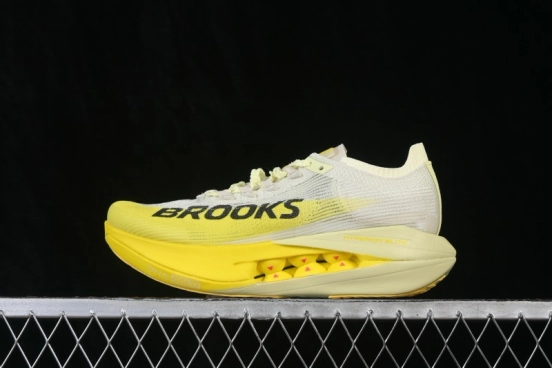 Brooks Hyperion Elite 5 Racing Running Shoes with Lightweight Cushioning and Carbon Plate - 1000491D756
